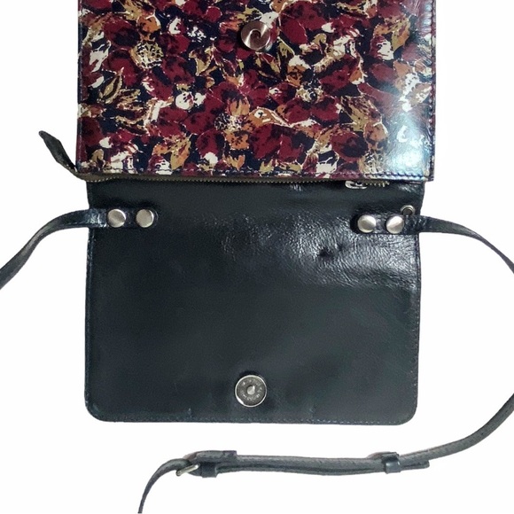 Patricia Nash "Scarlet Bloom" Leather Apricale Crossbody Bag With Dust Bag - Picture 8 of 16